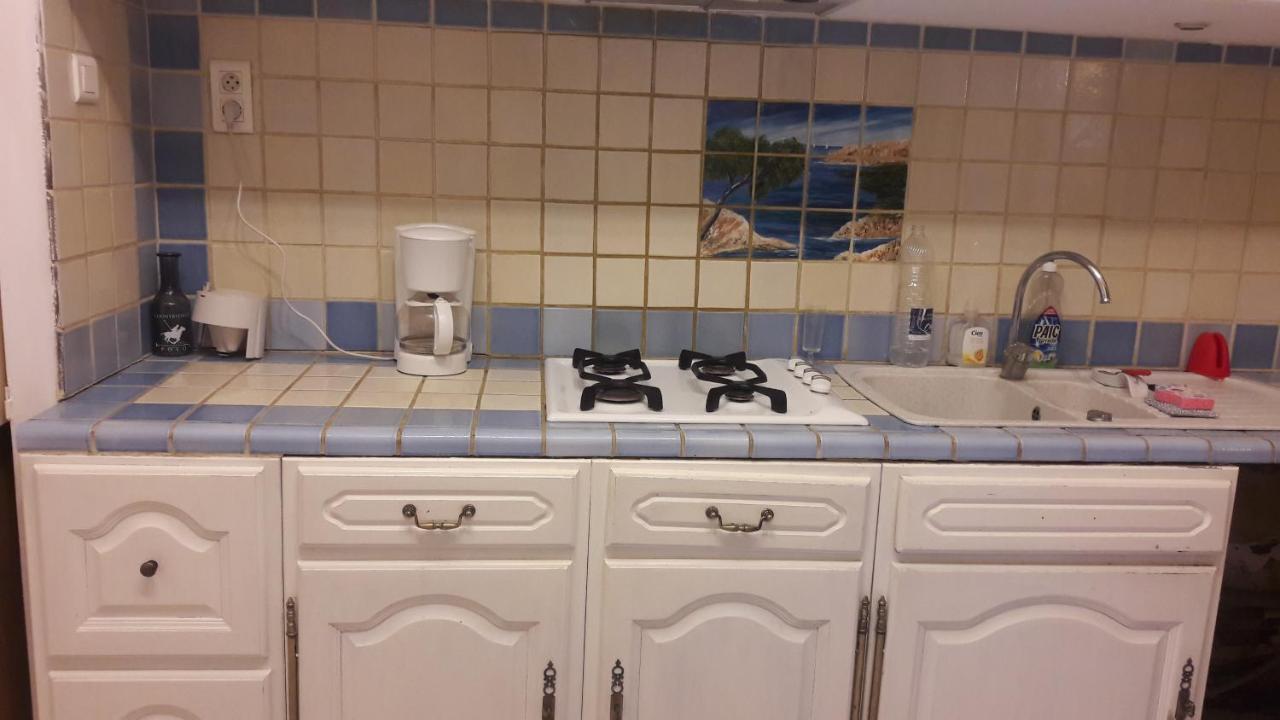 Joli Maison En Pierre Βίλα Αρλ Εξωτερικό φωτογραφία